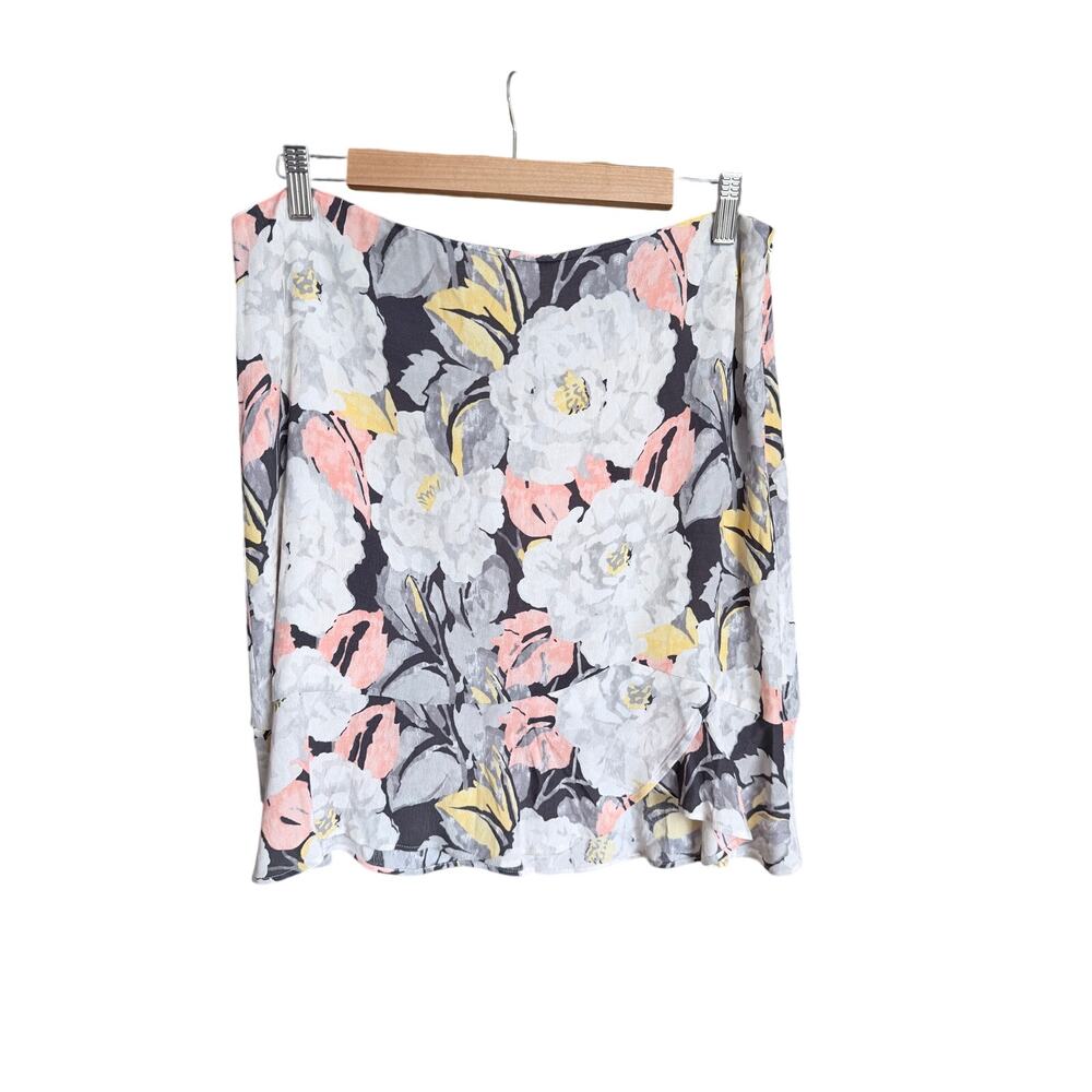 NWT loft floral print ruffle hem short skirt sz 10 fully lined gray yellow pink